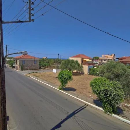 Στούντιο Σε Πέτρινο Σπίτι, Κοντά Σε Παραλία Apartment Kyparissia Ngoại thất bức ảnh